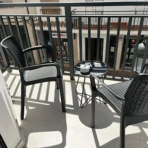 https://apartamentos-mombasa-1-planta.hotelsinnerja.org